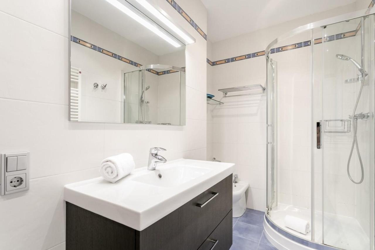 Fantastic 2 Bedroom 5 Minutes By Car From Plaza Catalunya Барселона Экстерьер фото